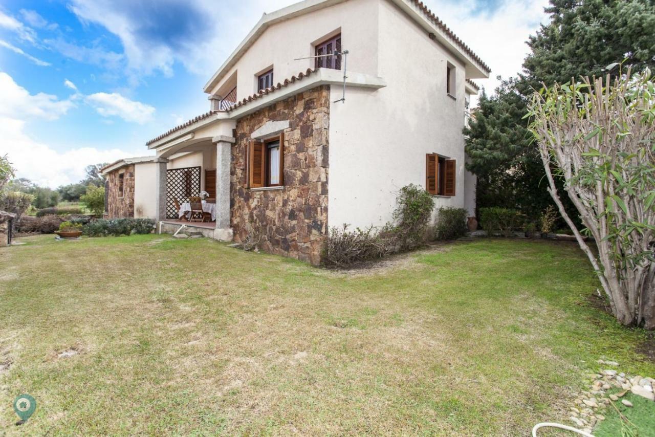 Villino Funtana Apartment San Teodoro  Exterior photo